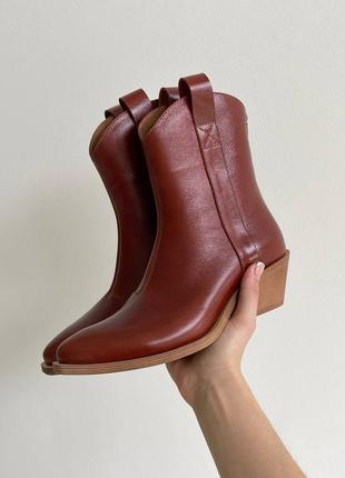 Шкіряні чоботи ковбойки з натуральної шкіри віскі демі демісезонні чобітки на каблучку з гострим носиком