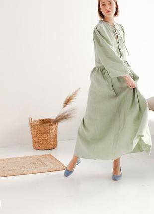 Мятное платье оверсайз с объемными рукавами и завязками на груди в стиле бохо из льна3 фото