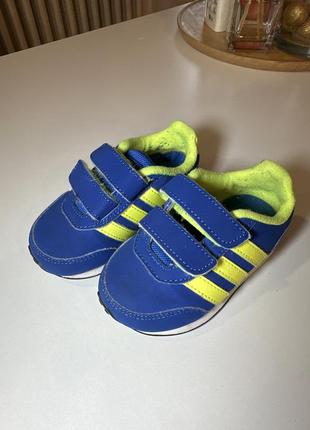 Кросівки дитячі adidas