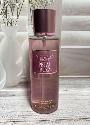 Парфумований спрей для тіла victoria's secret  petal buzz