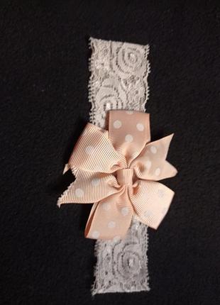 Повязка цветок персикового цвета 2451