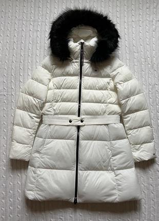 Жіноча біла куртка tommy hilfiger (sorona padded belted coat)4 фото