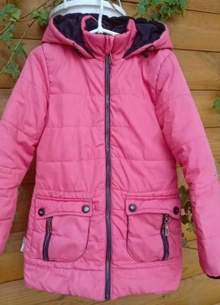 Куртка для девочек на рост 122 см