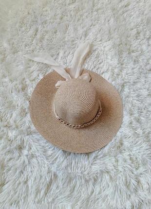 Літній плетений капелюх з широкими полями прикраси ланцюжок на стрічці ідеально підійде для прогулян8 фото