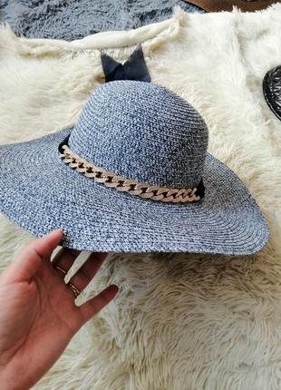 Літній плетений капелюх з широкими полями прикраси ланцюжок на стрічці ідеально підійде для прогулян1 фото