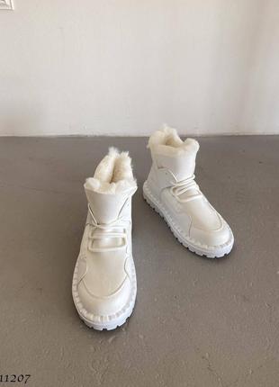 Распродажа белые очень крутые зимние угги – ботинки на шнуровке5 фото