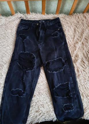 Джинсы рваные