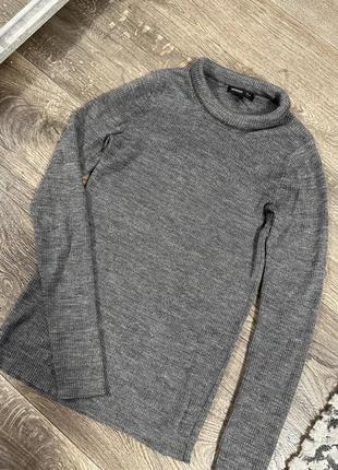 Серые гольфы