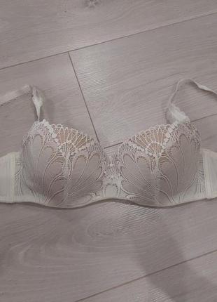 Бюзгальтер з пуш ап стан нового wonderbra 70c2 фото