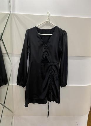 Мега стильне атласне плаття 3