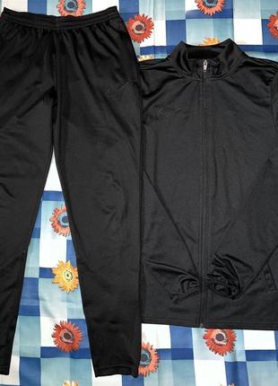 Спортивный костюм nike all black, оригинал, размер s