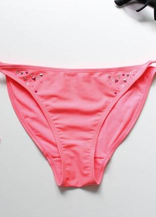 Розовый низ купальника с камушками the sylvie collection by hunkemoller