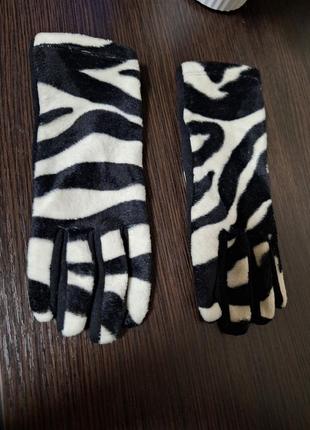 Гарні італійські перчатки принт зебра taglia unica2 фото