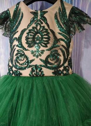 Зелена святкова новорічна пишна сукня2 фото