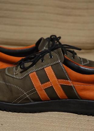 Красивые двухцветные кожаные туфли van bommel. голландия. 40 р.6 фото