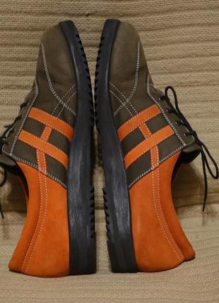 Красивые двухцветные кожаные туфли van bommel. голландия. 40 р.7 фото