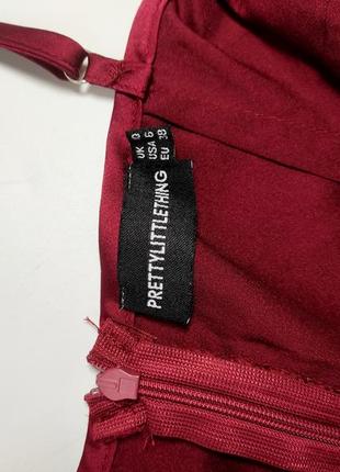 Платье женское мини асимтричное с драпировкой на бретелях бордового цвета под шелк от бренда pretty little thing s5 фото