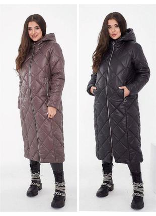 Очень теплое зимнее женское пальто с капюшоном батал