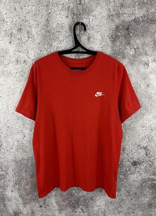 Nike small logo футболка мужская red размер л