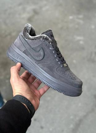 Чоловічі зимові кросівки - 21 ❄️. nike air force low, темно сірий.