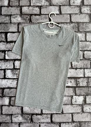 Футболка nike