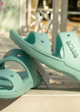 Женские шлепанцы crocs w8/m6