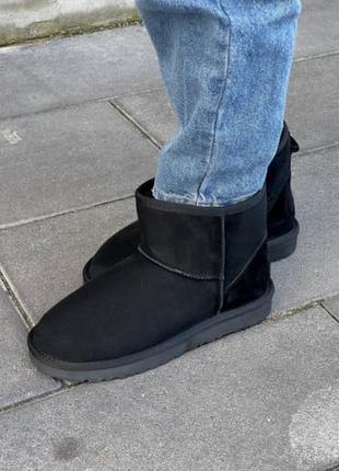 Жіночі чорні уггі угги уги чоботи черевики ботінки  ugg classic black suede