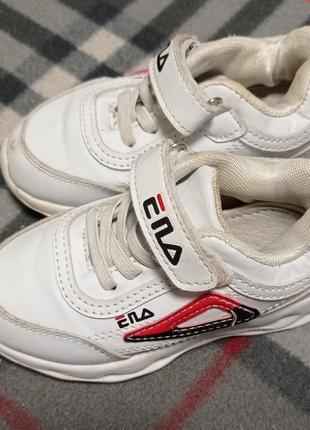 Кроссовки, 23 размер, стелька 13,5 см (не оригинал)