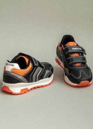 Дитячі кросівки geox pavel