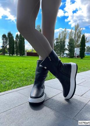 Чоботи зимові жіночі натуральна шкіра флотар/замша/лакована шкіра