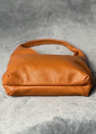Кожаная рыжая сумка на плечо camille, италия6 фото
