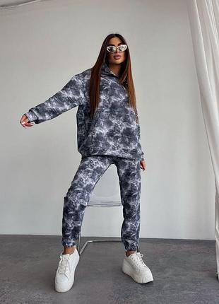 Спортивний костюм