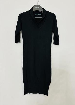 Класичне чорна сукня1 фото