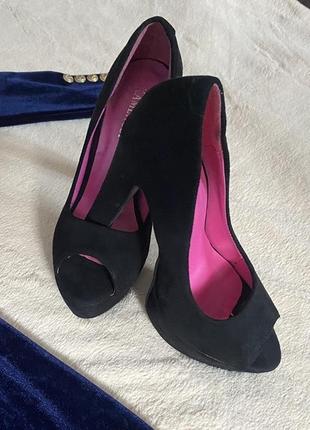 Туфли из замши