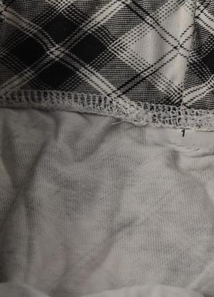 Коротенькая юбка в клетку черно-белая3 фото