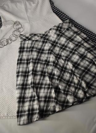 Коротенькая юбка в клетку черно-белая1 фото