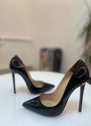 Туфли на шпильке louboutin лабутен