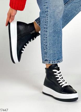 Женские зимние черные ботинки на низком ходу натуральная кожа5 фото