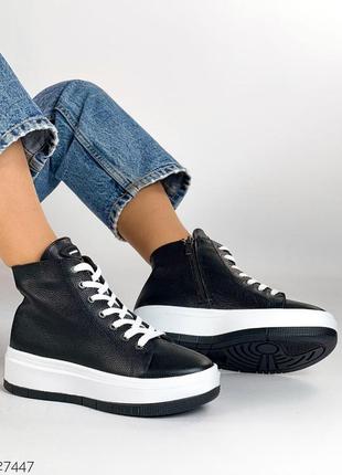 Женские зимние черные ботинки на низком ходу натуральная кожа10 фото
