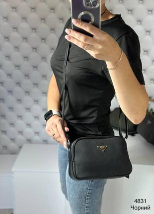 Женская сумка кросс боди с тексторированной лицевой стороной под нубук6 фото