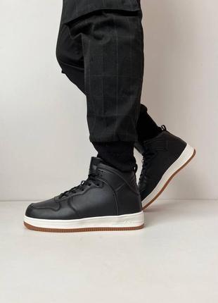 Мужские ботинки