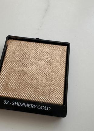 Пудра-хайлайтер givenchy 02 shimmery gold