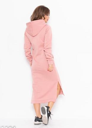 Розовое миди платье из трикотажа на флисе3 фото