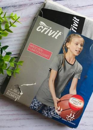 Спортивна футболка на дівчинку 134-140 см