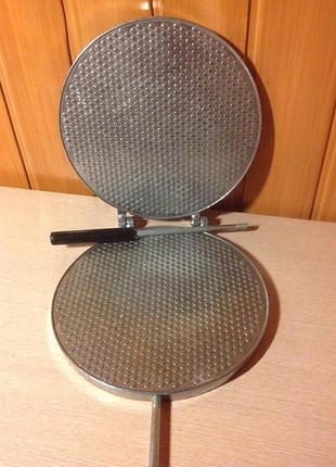 Форма для випікання вафель.