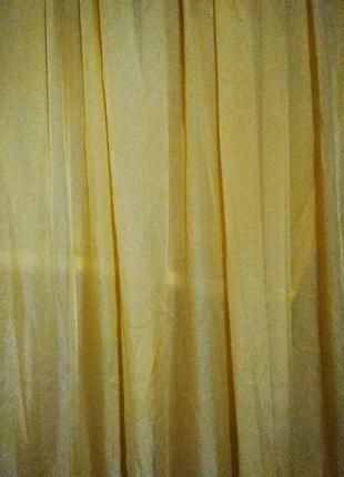 Тюль желтого цвета новая, под крючки 2 отреза общая ширина 9,3 метра6 фото