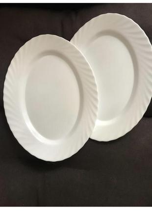 Блюда тарелки белые