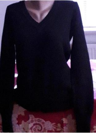 Дуже гарний якісний светр. 48-50