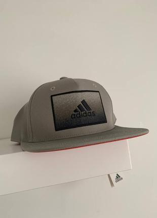 Кепка adidas🤎 snapback logo