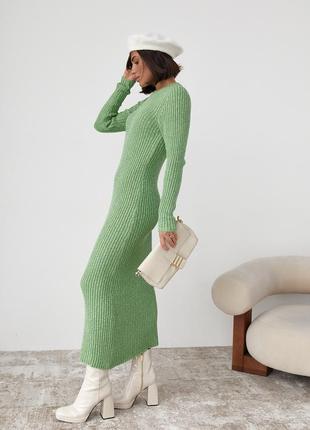 Женское вязаное платье oversize в широкий рубчик.10 фото